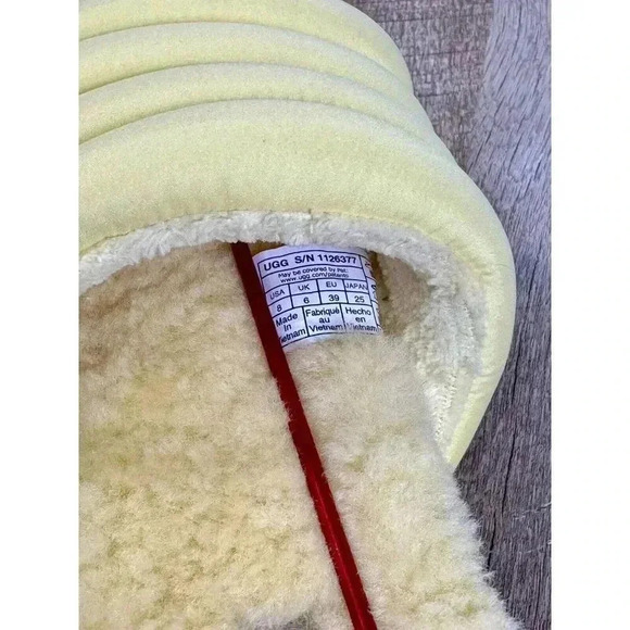 UGG Maxi Puff Slides Womens 8 Yellow Platform Uggs Slip On Sandals Sheepskin - Picture 9 of 9